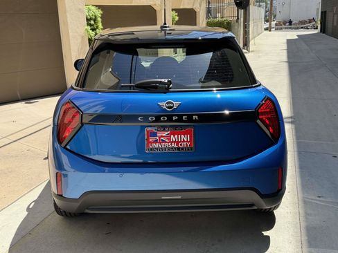 New 2027 MINI Cooper 4-Door Hardtop FWD image 4