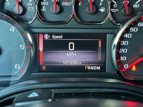 Used 2016 GMC Yukon SLE RWD image 28