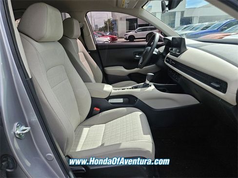 Certified 2023 Honda HR-V LX image 12