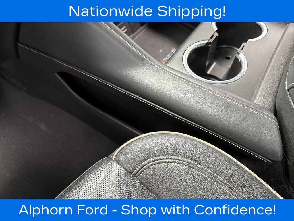 Used 2023 Chevrolet Tahoe Premier AWD/4WD image 20