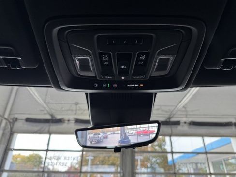 Used 2025 GMC Sierra 1500 Denali w/ Denali Reserve Package image 23