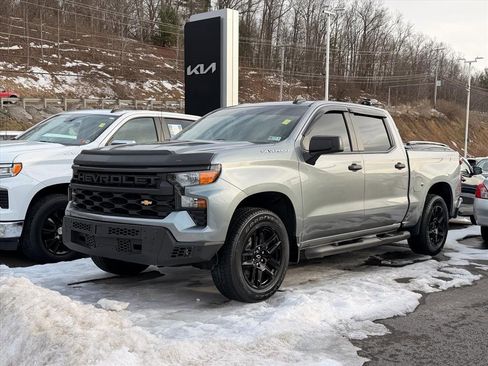 Used 2024 Chevrolet Silverado 1500 Custom w/ LPO, Dark Essentials Package image 2