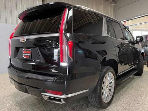 Used 2023 Cadillac Escalade Premium Luxury AWD/4WD image 6