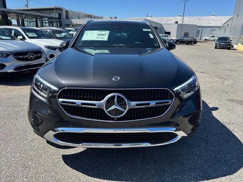 New 2026 Mercedes-Benz GLC 300 image 2