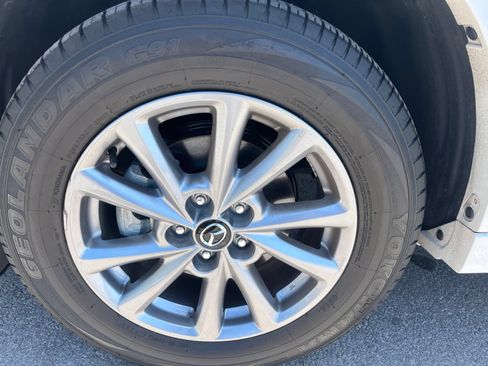 Certified 2025 MAZDA CX-5 AWD 2.5 S w/ Select Package image 9