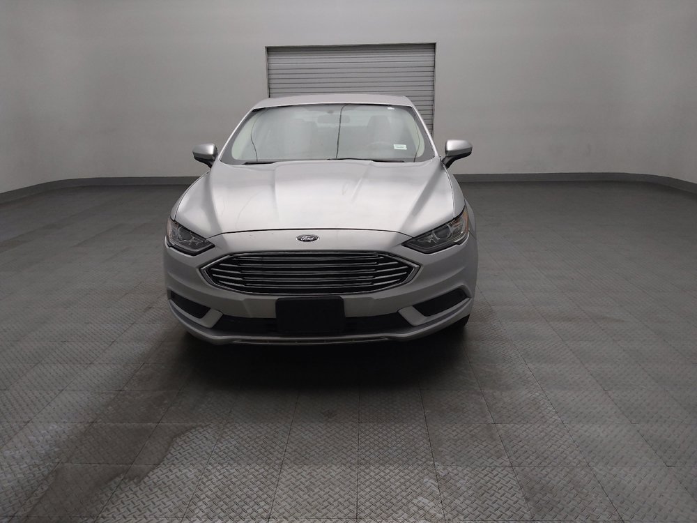 Used 2017 Ford Fusion SE w/ Fusion SE Technology Package FWD image 15