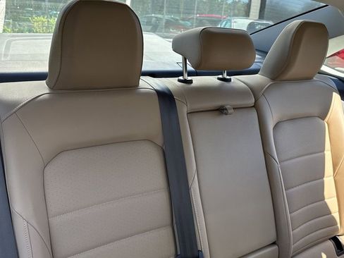 Used 2021 Volkswagen Jetta SE image 47