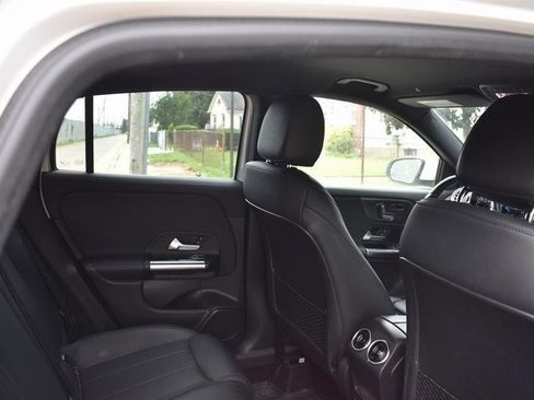 Used 2022 Mercedes-Benz GLA 250 GLA 250 image 25