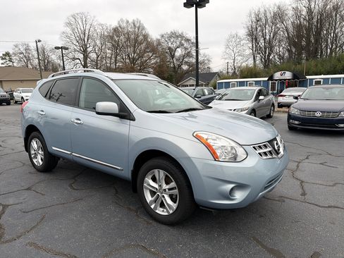 Used 2013 Nissan Rogue SV image 7