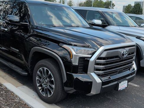 Certified 2025 Toyota Tundra Limited AWD/4WD image 8