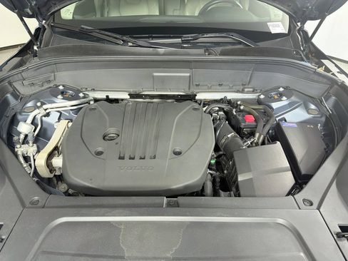 Certified 2023 Volvo XC90 B5 Core w/ Protection Package Premier AWD/4WD image 32