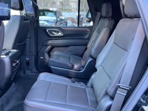 Used 2023 Chevrolet Tahoe High Country image 12