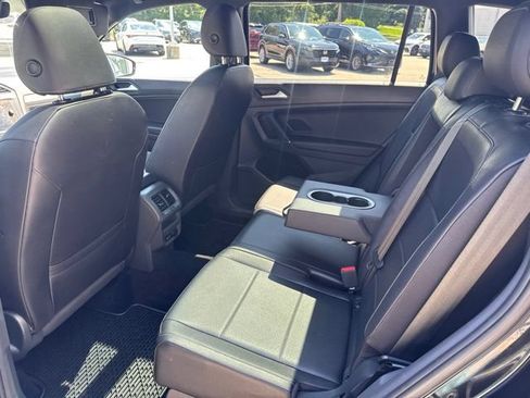 Used 2020 Volkswagen Tiguan SE R-Line AWD/4WD image 15