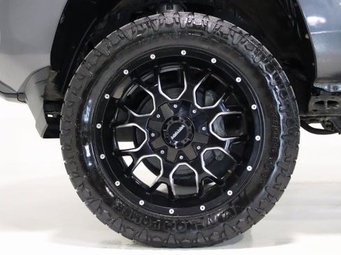 Used 2023 Toyota Tacoma SR image 74