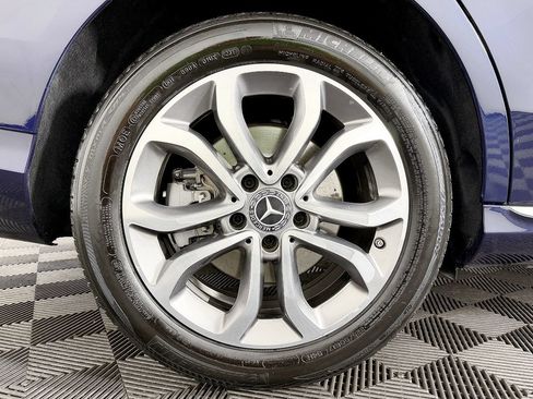 Used 2018 Mercedes-Benz C 300 4MATIC Sedan image 26