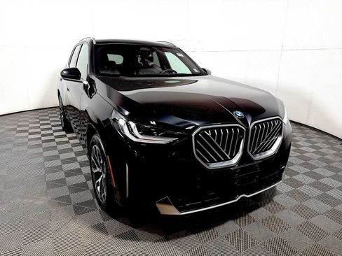 Used 2026 BMW X3 xDrive30i w/ Premium Package AWD/4WD image 2