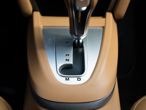 Used 2007 Porsche 911 Carrera RWD image 24