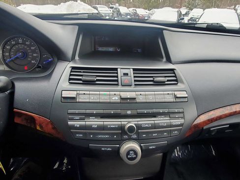 Used 2010 Honda Crosstour EX-L image 15