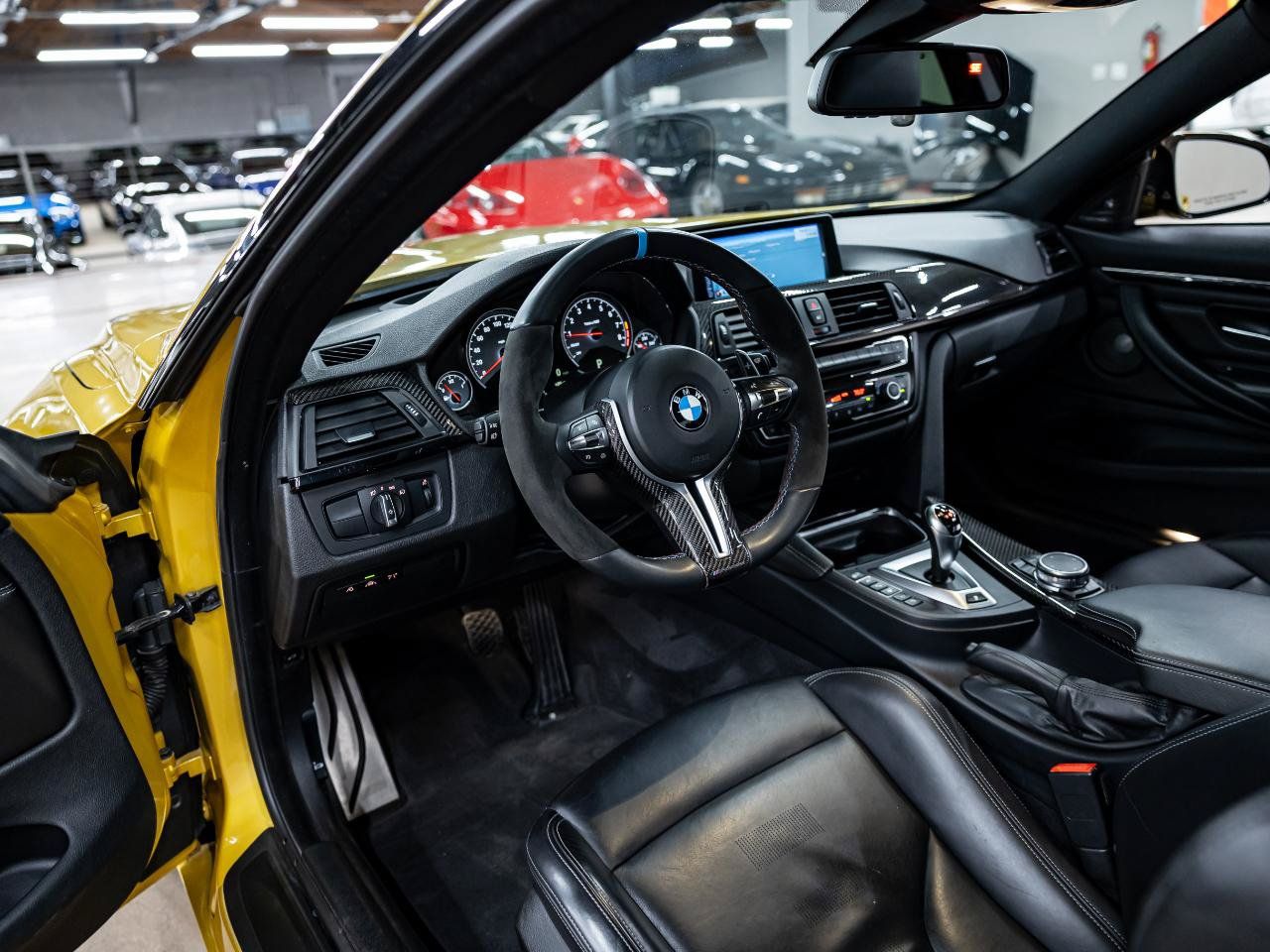 Used 2015 BMW M4 Coupe RWD image 11