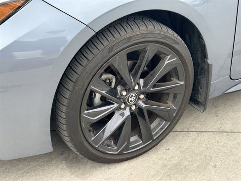 Used 2025 Toyota Corolla SE image 9