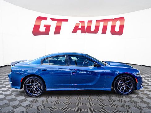 Used 2023 Dodge Charger R/T w/ Blacktop Package image 8