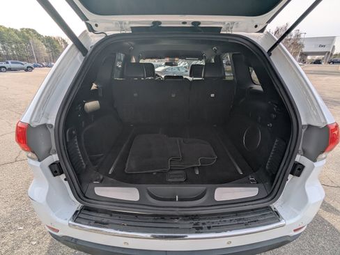 Used 2014 Jeep Grand Cherokee Limited image 14