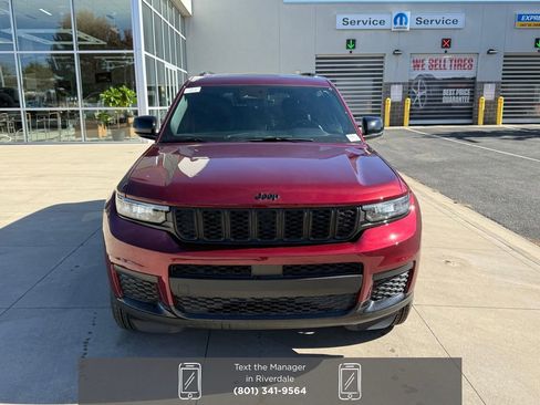New 2025 Jeep Grand Cherokee L Altitude image 5