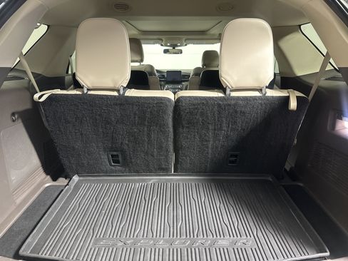 Used 2020 Ford Explorer Platinum AWD/4WD image 26
