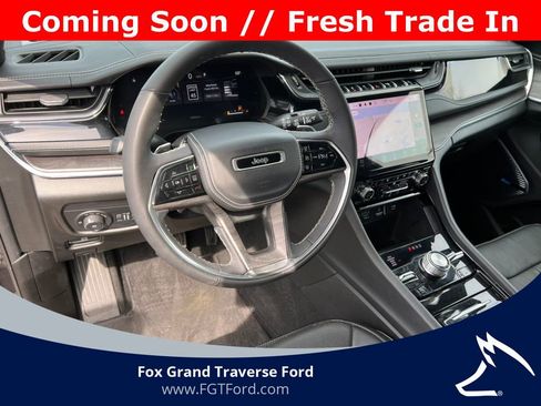 Used 2024 Jeep Grand Cherokee L Overland w/ Trailer Tow Package image 17