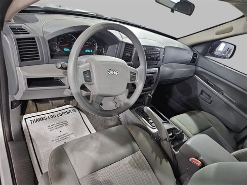 Used 2006 Jeep Grand Cherokee Laredo image 19