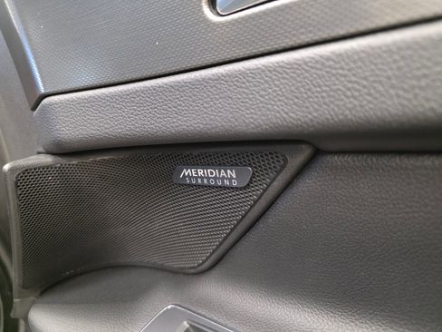 Used 2018 Jaguar XF S image 35