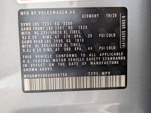 Used 2025 Volkswagen ID. Buzz Pro S Plus RWD image 42