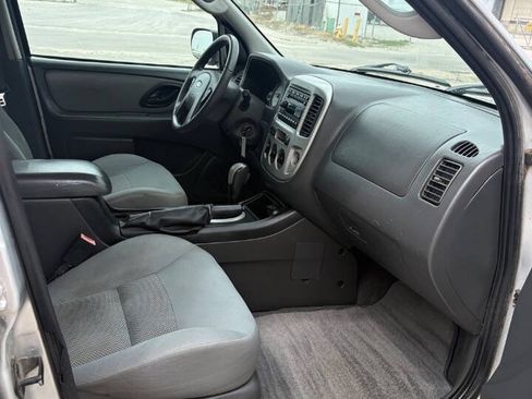 Used 2007 Ford Escape XLT AWD/4WD image 8