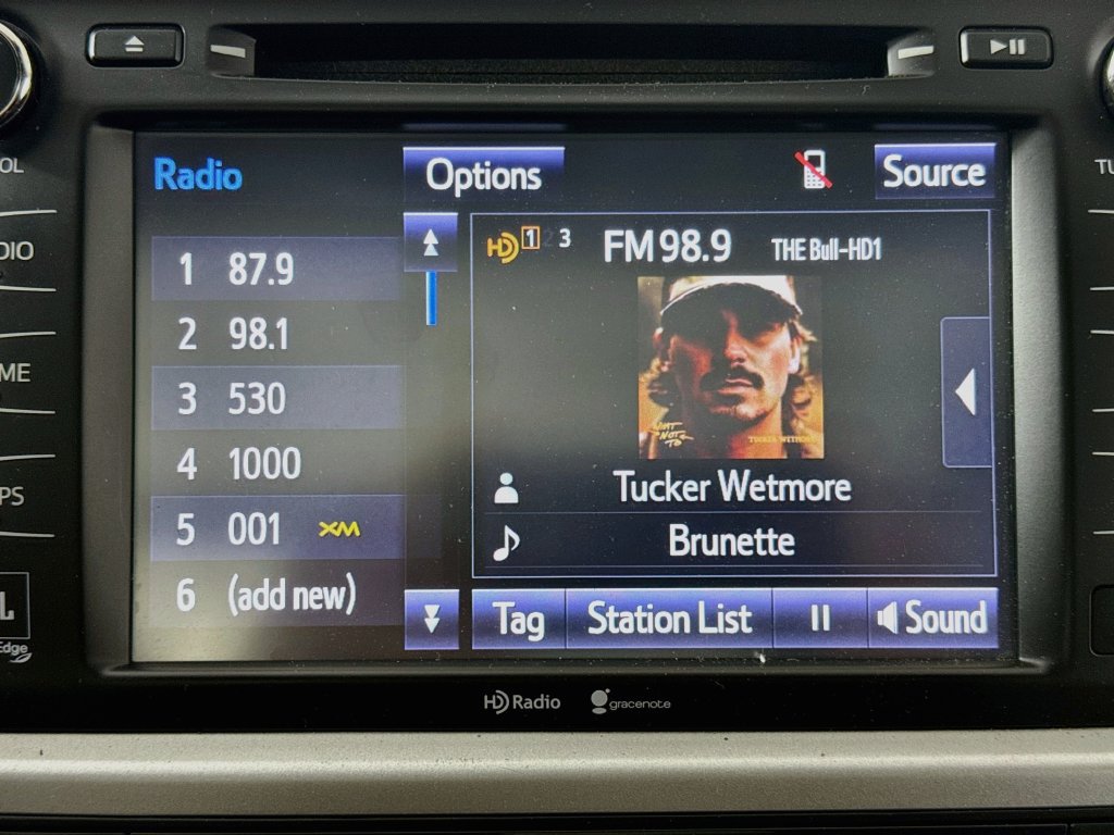 Used 2014 Toyota Highlander Limited Platinum FWD image 16