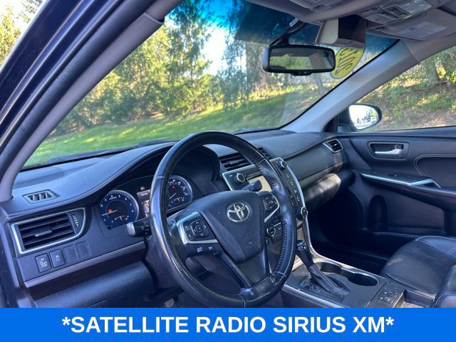 Used 2015 Toyota Camry XLE w/ Moonroof Package FWD image 9