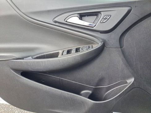 Used 2017 Chevrolet Malibu LT w/ Leather Package image 17