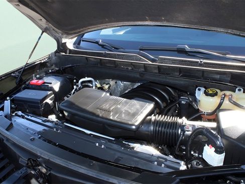 Used 2022 GMC Yukon SLT w/ SLT Luxury Package image 12