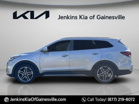Used 2018 Hyundai Santa Fe Limited FWD image 6