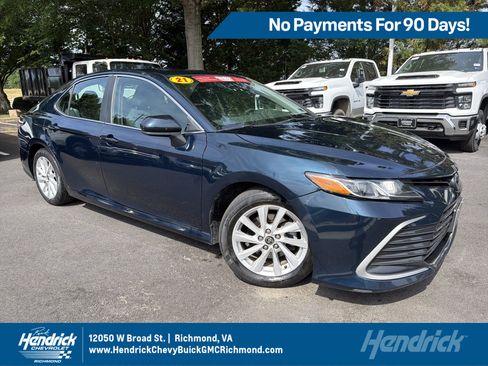 Used 2021 Toyota Camry LE FWD image 1