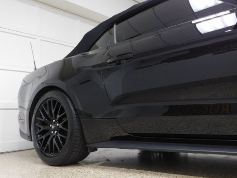 Used 2019 Ford Mustang GT Premium w/ GT Performance Package image 18