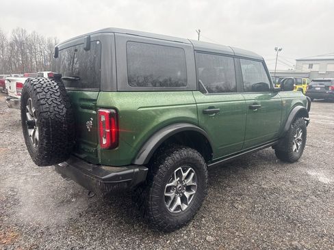 Used 2024 Ford Bronco Badlands image 9