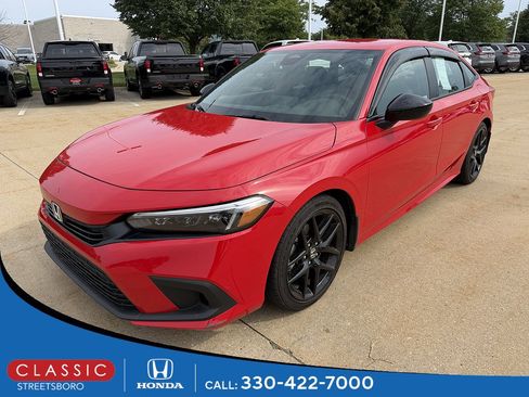 Used 2024 Honda Civic Sport image 1