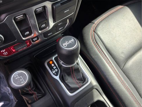 Used 2019 Jeep Wrangler Rubicon image 36