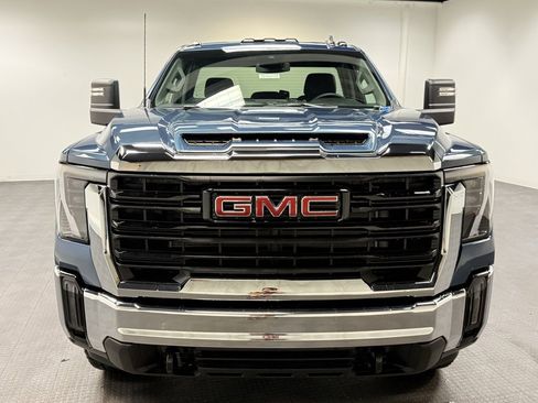 New 2026 GMC Sierra 2500 Pro image 9