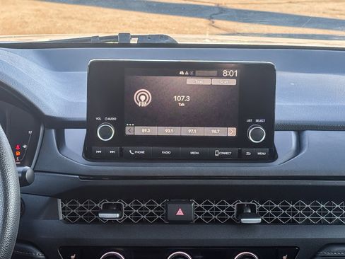 Certified 2023 Honda Accord EX image 17