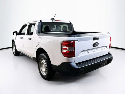 Certified 2025 Ford Maverick XL w/ Equipment Group 101A image 9