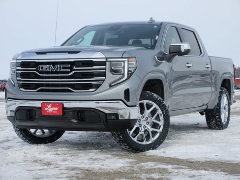 New 2026 GMC Sierra 1500 SLT w/ SLT Convenience Package image 8