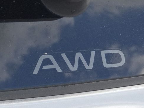 Used 2023 Honda CR-V Sport image 4