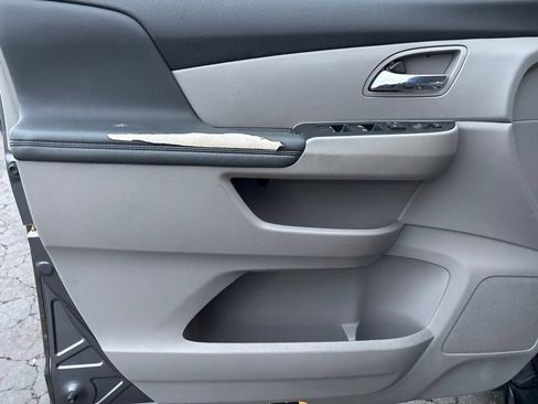 Used 2014 Honda Odyssey EX-L image 10