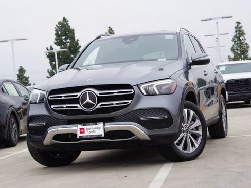Used 2022 Mercedes-Benz GLE 350 4MATIC w/ Premium Package image 3